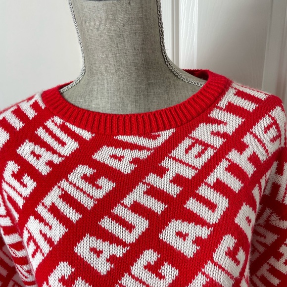 Asos Women's NEW Authentic Red Long Sleeve Crewneck Sweater Size Small - Picture 7 of 11